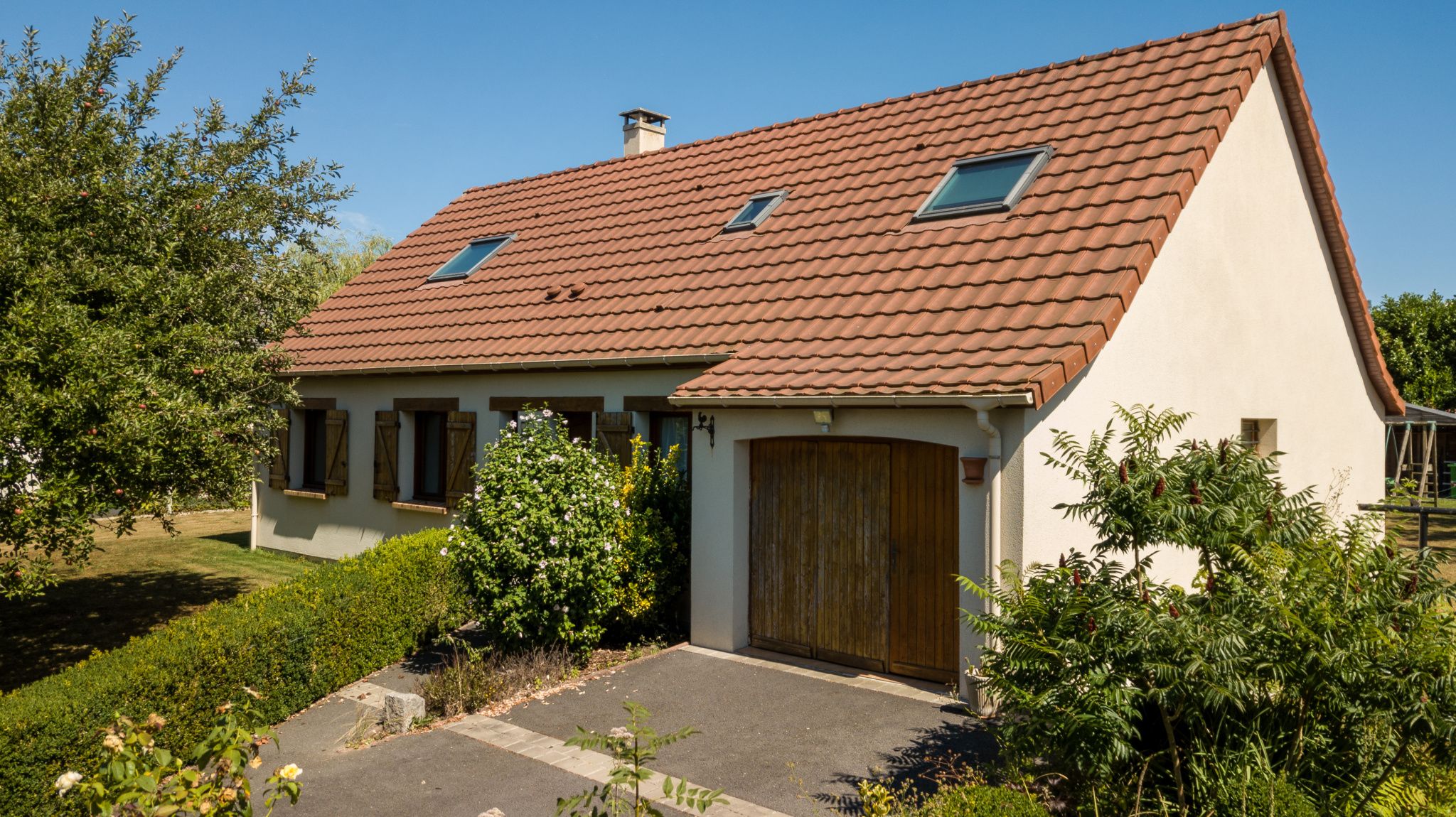 MAISON INDIVIDUELLE SECTEUR PAVILLY 130 M2 6 CHAMBRES